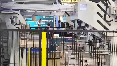 نظام شفط ووضع الأكياس الفارغة في فتحة التعبئة بشكل أوتوماتيكي