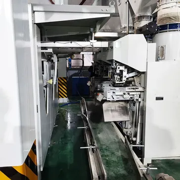 نظام شفط ووضع الأكياس الفارغة في فتحة التعبئة بشكل أوتوماتيكي 