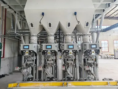 ماكينة تعبئة الأكياس مع صمام تحكم (بسرعة 180 إلى 220 كيس/ ساعة)