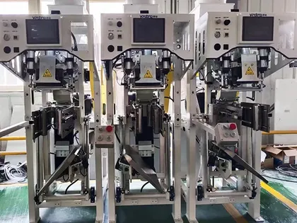 ماكينة تعبئة الأكياس مع صمام تحكم (بسرعة 180 إلى 400 كيس/ ساعة)