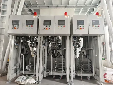 ماكينة تعبئة الأكياس مع صمام تحكم (بسرعة 180 إلى 400 كيس/ ساعة)